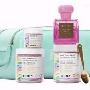 Truly Unicorn Fruit Skincare Set
